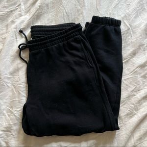 ARITZIA Boyfriend Sweats